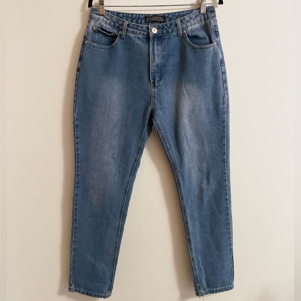 PrettyLittleThing Boyfriend Jeans